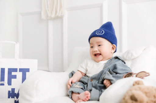 白沙宝宝有黄疸手却很白